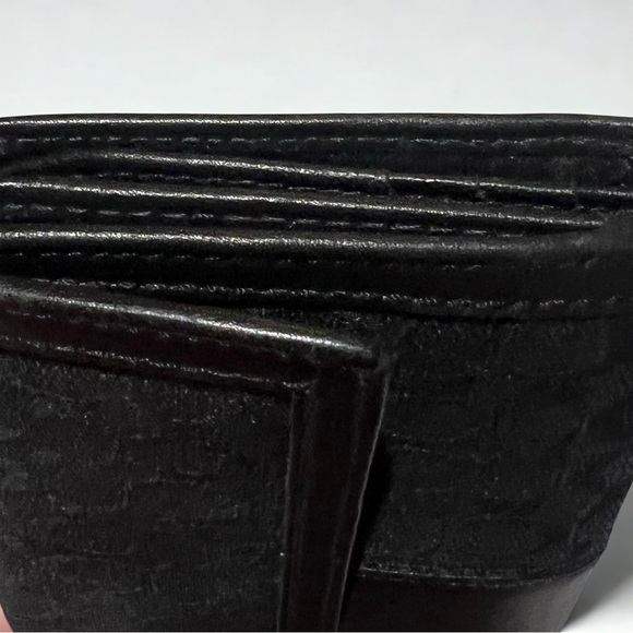 Coach | Signature Black Jacquard Fold Wallet - Picture 7 of 7